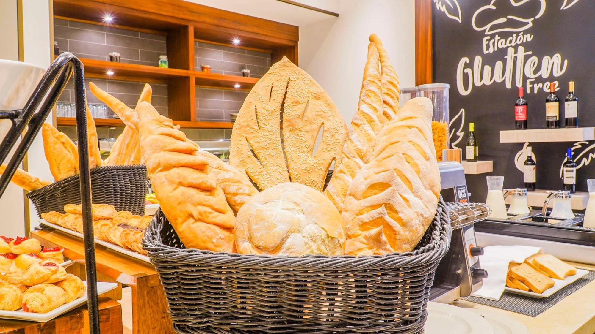 Hilton Garden Inn Panama City Downtown, Panama Ngoại thất bức ảnh