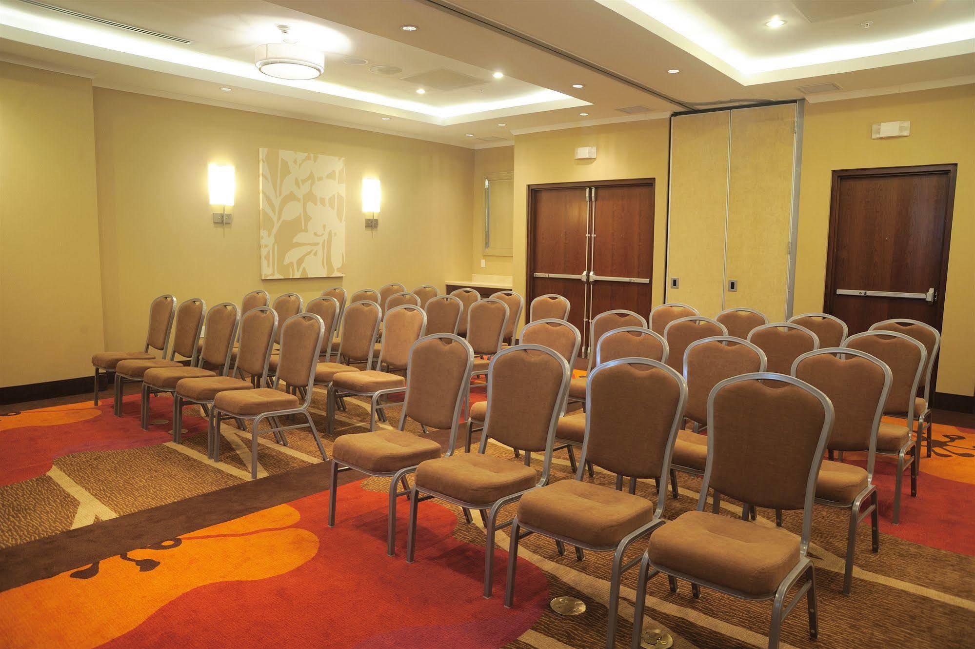 Hilton Garden Inn Panama City Downtown, Panama Ngoại thất bức ảnh